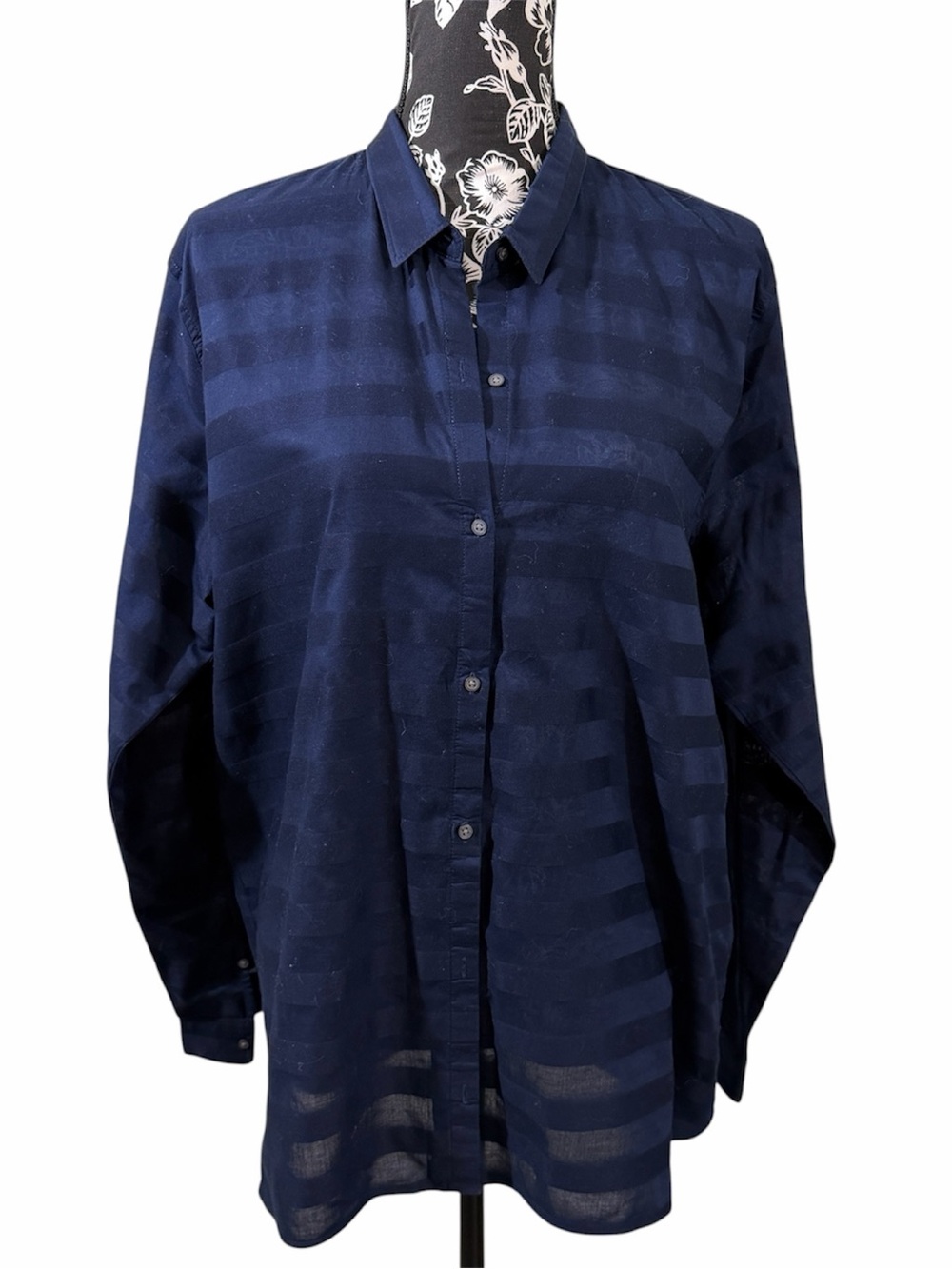 GAP Navy Casual‎ Button-Front Shirt